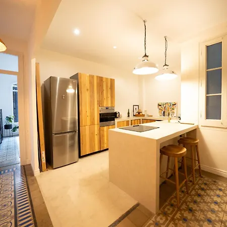 Апартаменты Stylish Retreat In Catalonia